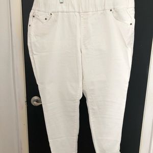 Jessica London pull up white skinny jeans size 24